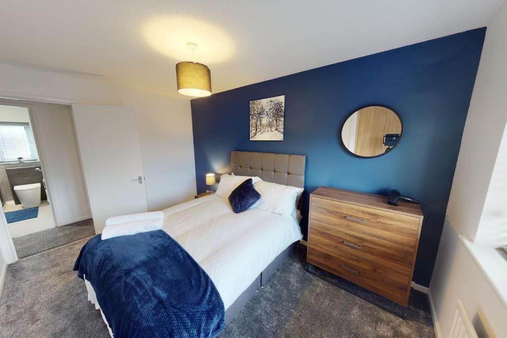 Holiday home Hu-nine Dock House - Sleeps 4 Kingston upon Hull